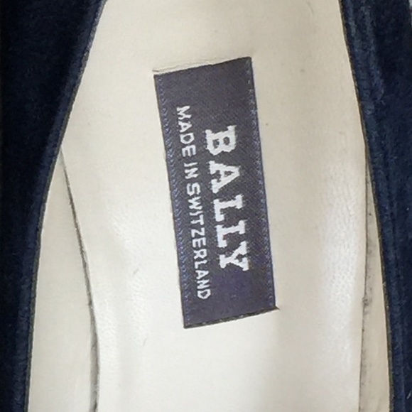 Bally Switzerland Navy Blue Suede Pumps - Picture 4 of 4